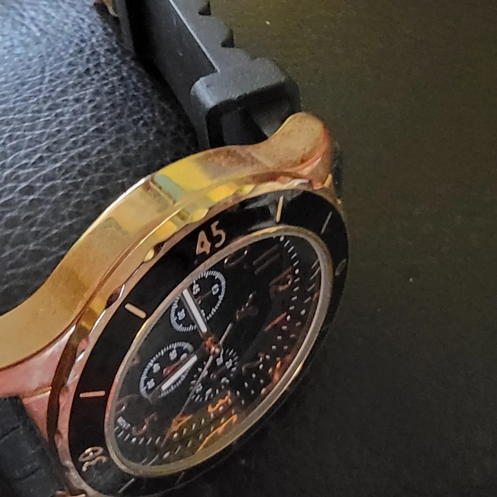 Watch - Picture 5 of 7